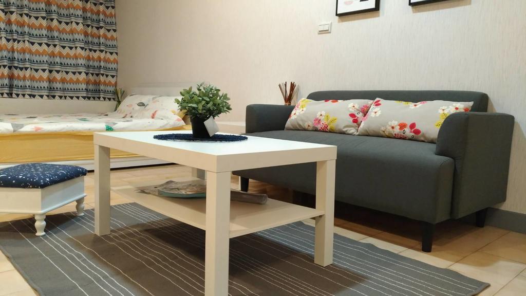 Walk Around.Tainan Apartment Екстериор снимка